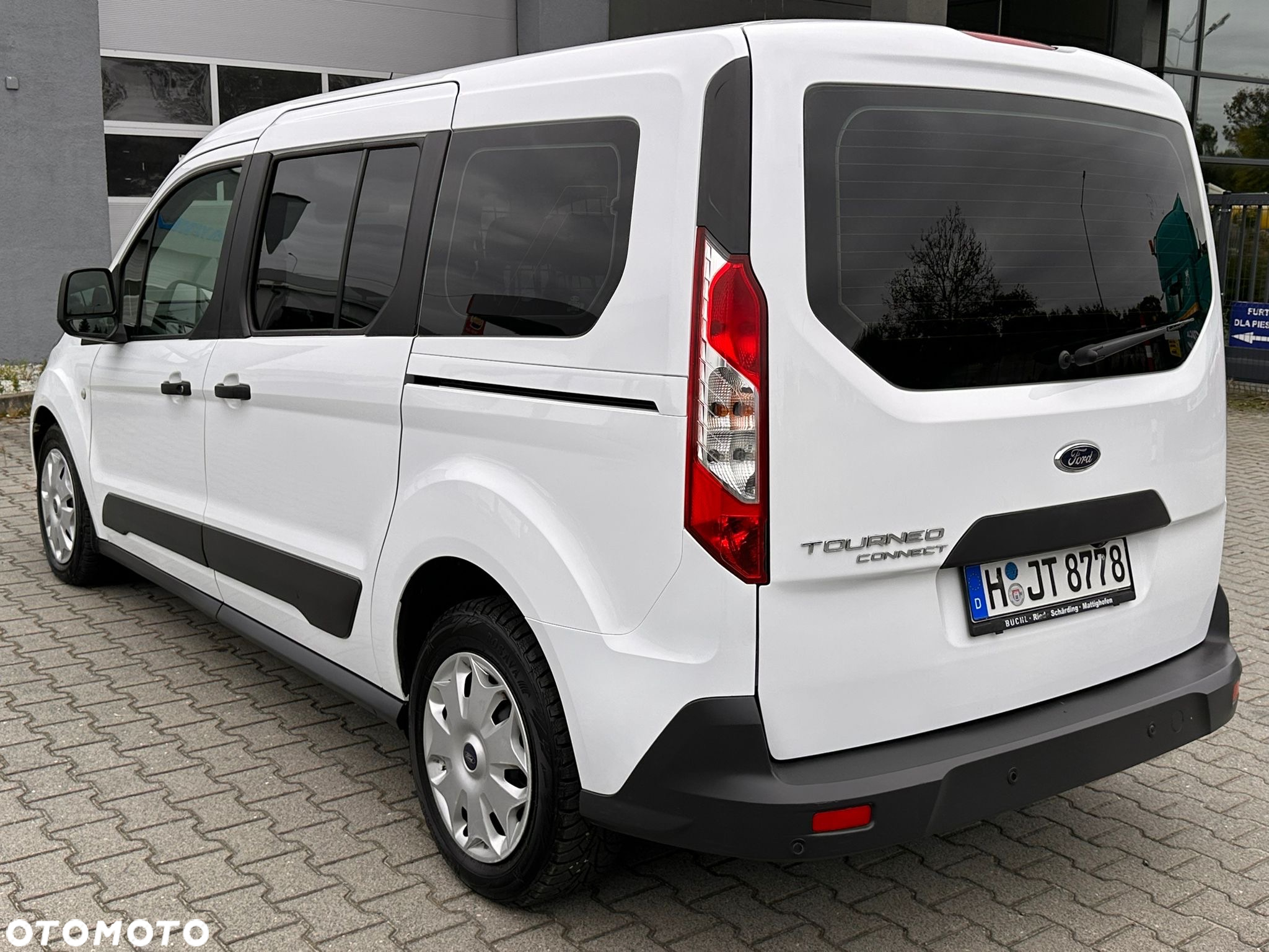 Ford Tourneo Connect Grand - 4