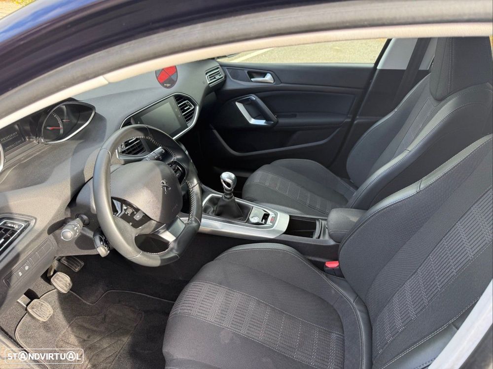 Peugeot 308 SW 1.2 PureTech Allure Full LED - 9