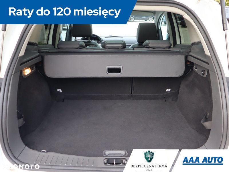Ford Kuga - 15