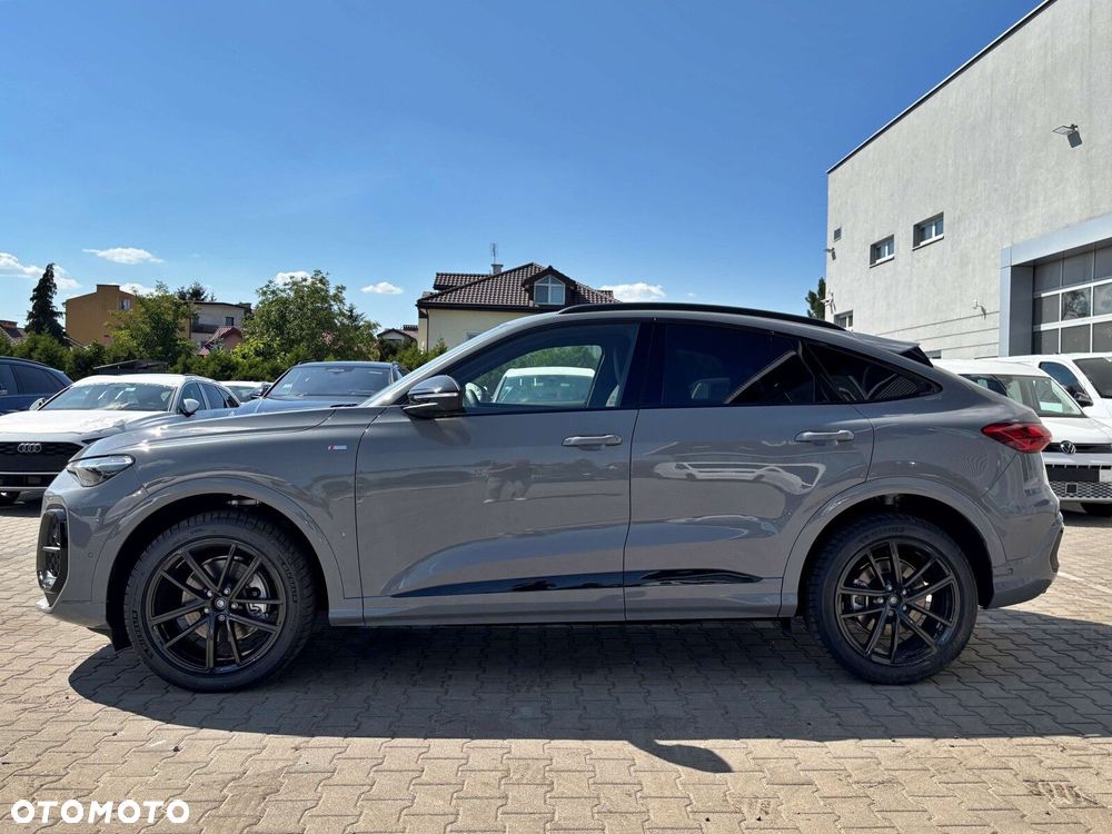 Audi Q5 Sportback - 3