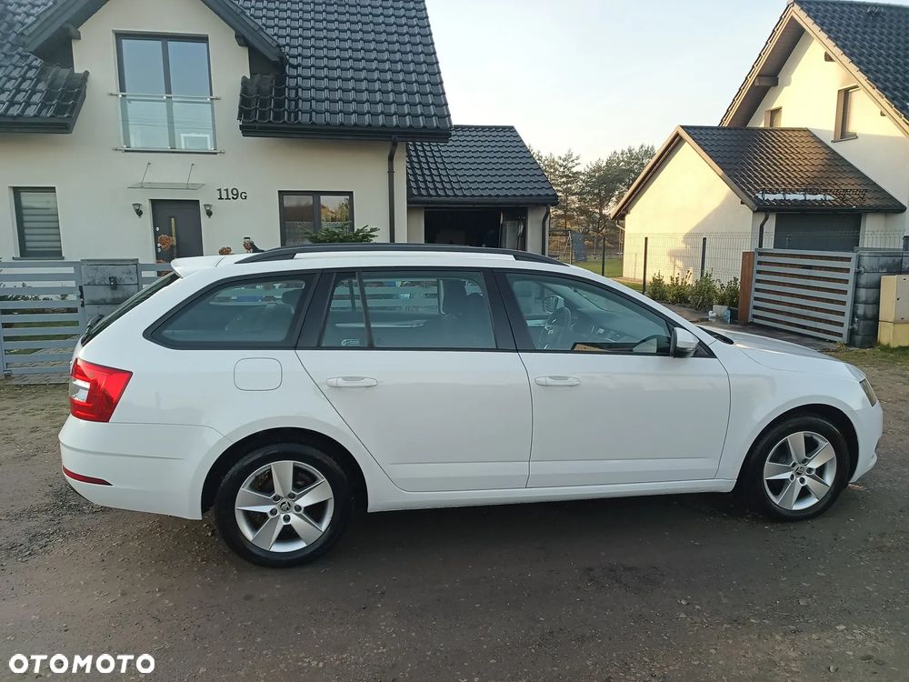 Skoda Octavia 1.6 TDI Ambition - 14