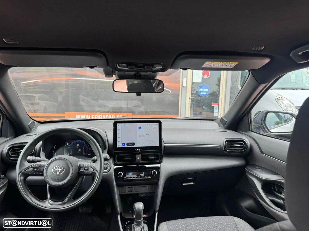 Toyota Yaris Cross 1.5 HDF Comfort Plus AWD - 38