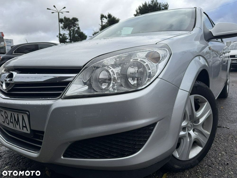 Opel Astra - 2