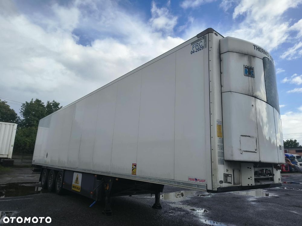 Schmitz Cargobull sko24