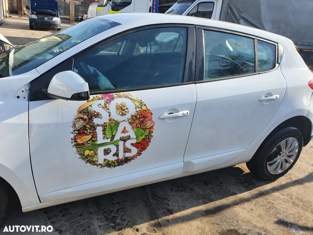 Dezmembram Renault Megane 3  1,5 DCi - 2