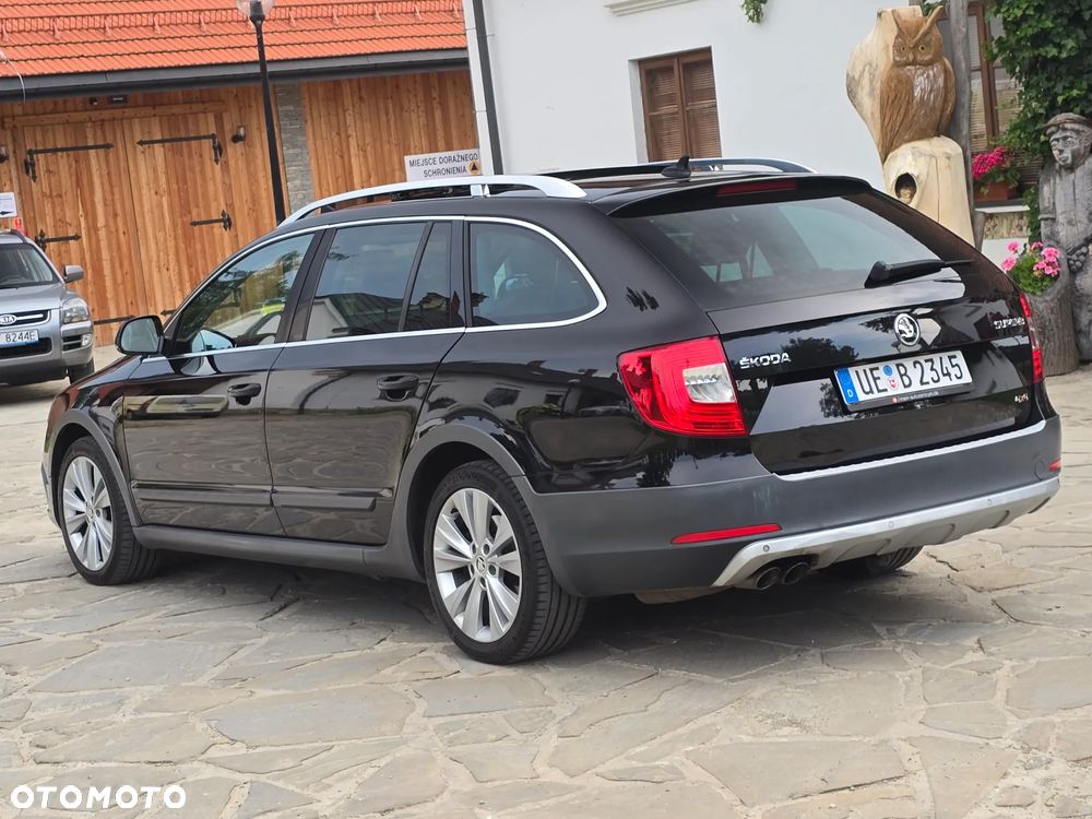 Skoda Superb 2.0 TDI 4x4 Platinum Outdoor DSG - 8