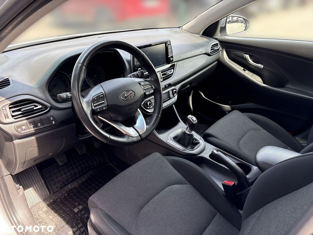 Hyundai i30 1.5 DPI Comfort - 9