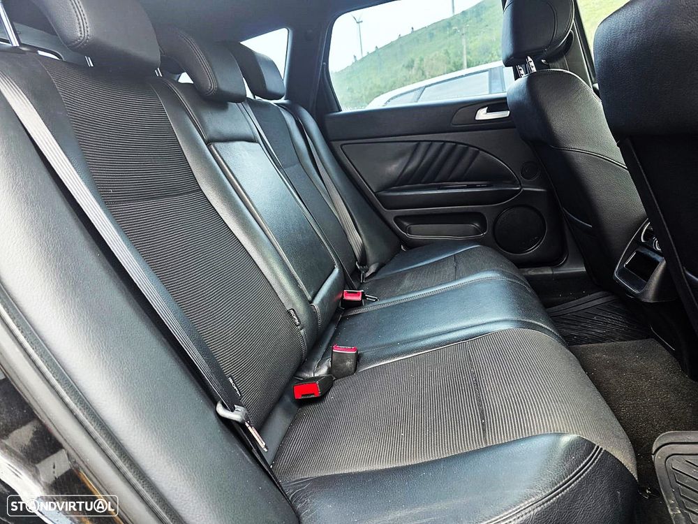 Alfa Romeo 159 Sportwagon - 11
