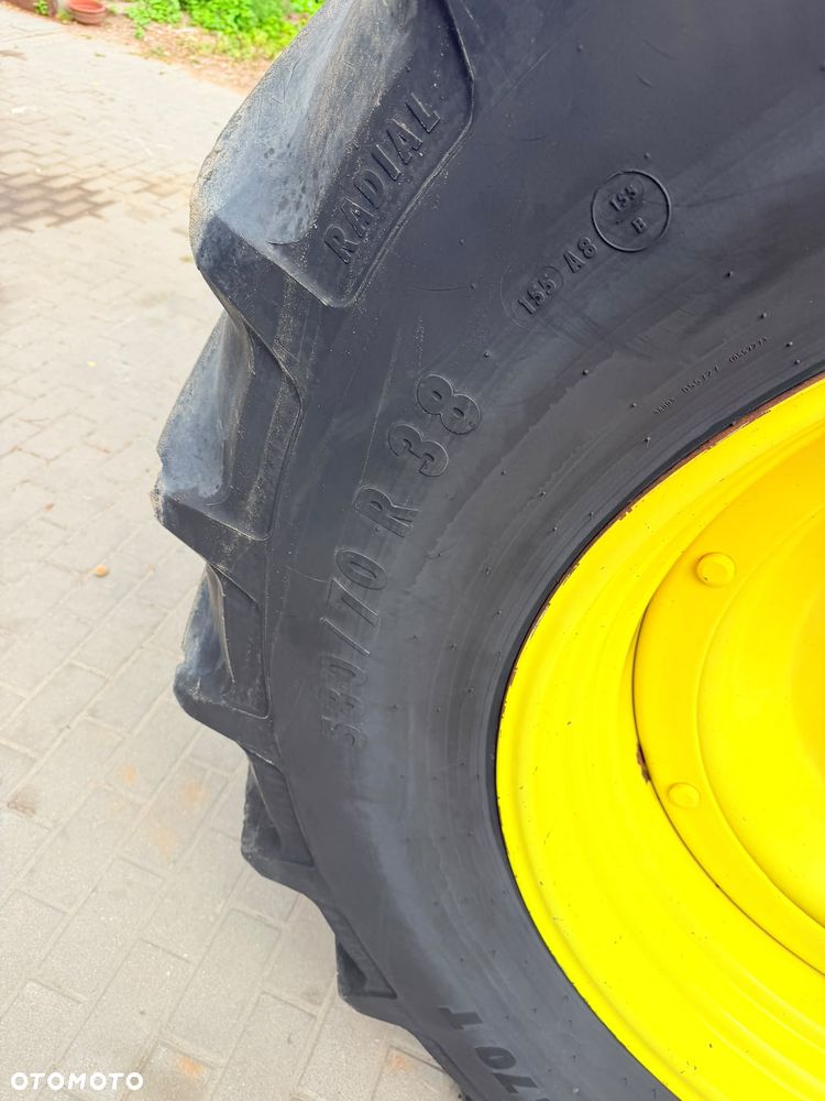 John Deere 6140R - 23