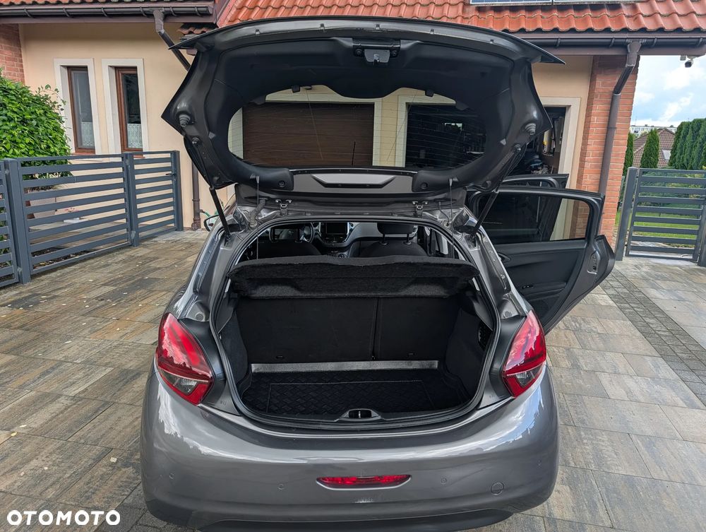 Peugeot 208 PureTech 82 Start & Stop Allure - 5