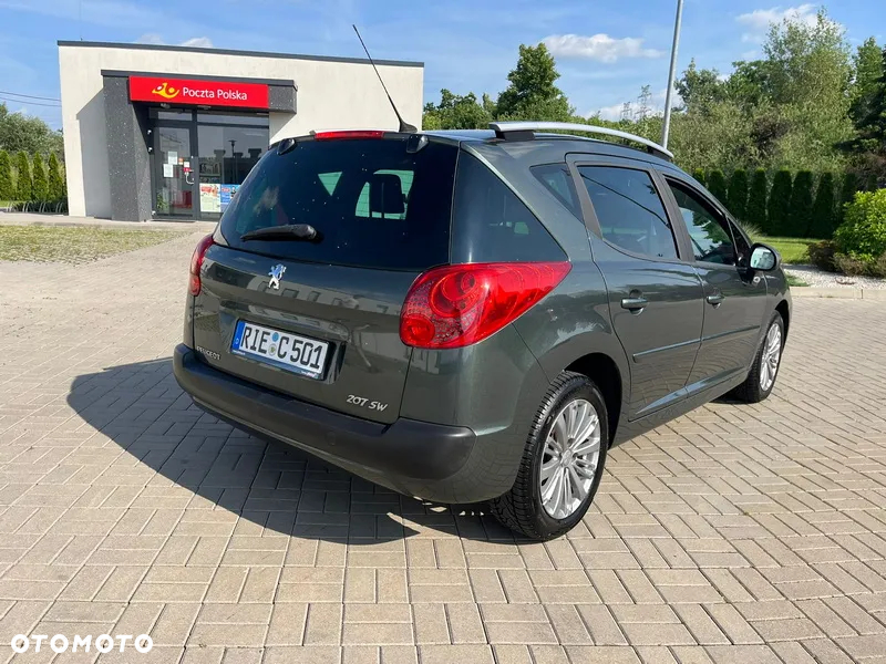 Peugeot 207 1.4 16V Trendy - 21