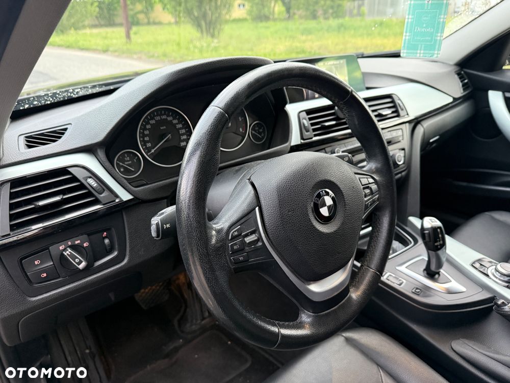 BMW Seria 3 - 16