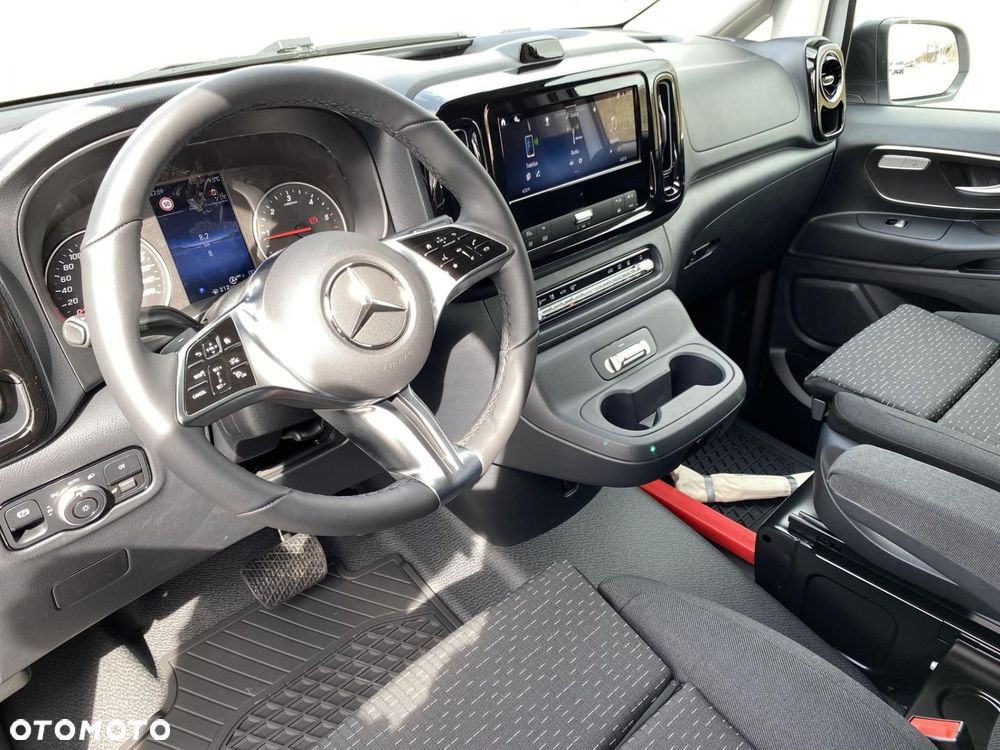 Mercedes-Benz Vito - 13