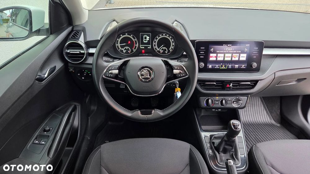 Skoda Fabia 1.0 Ambition - 14