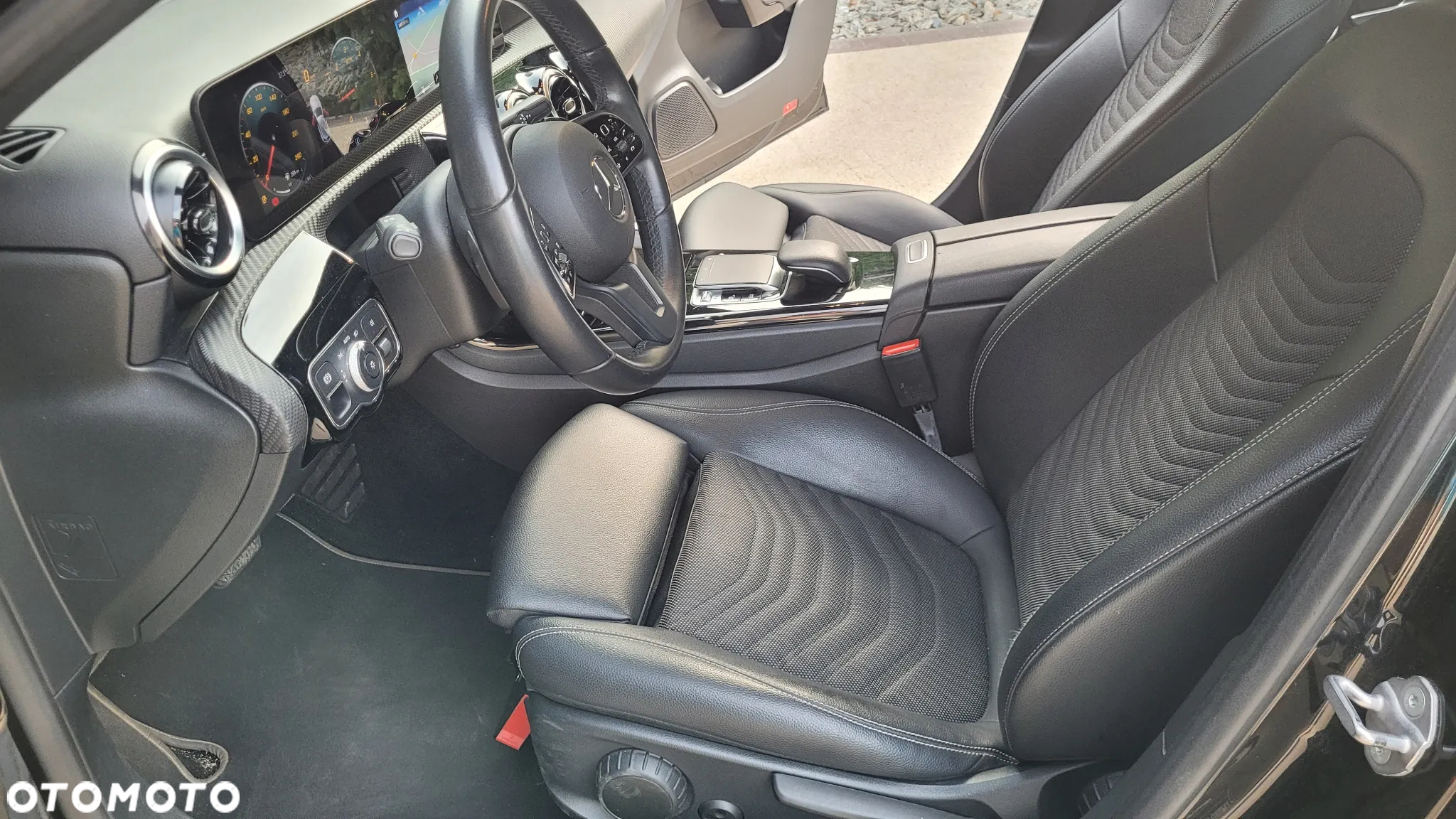 Mercedes-Benz Klasa A 180 d 7G-DCT - 28