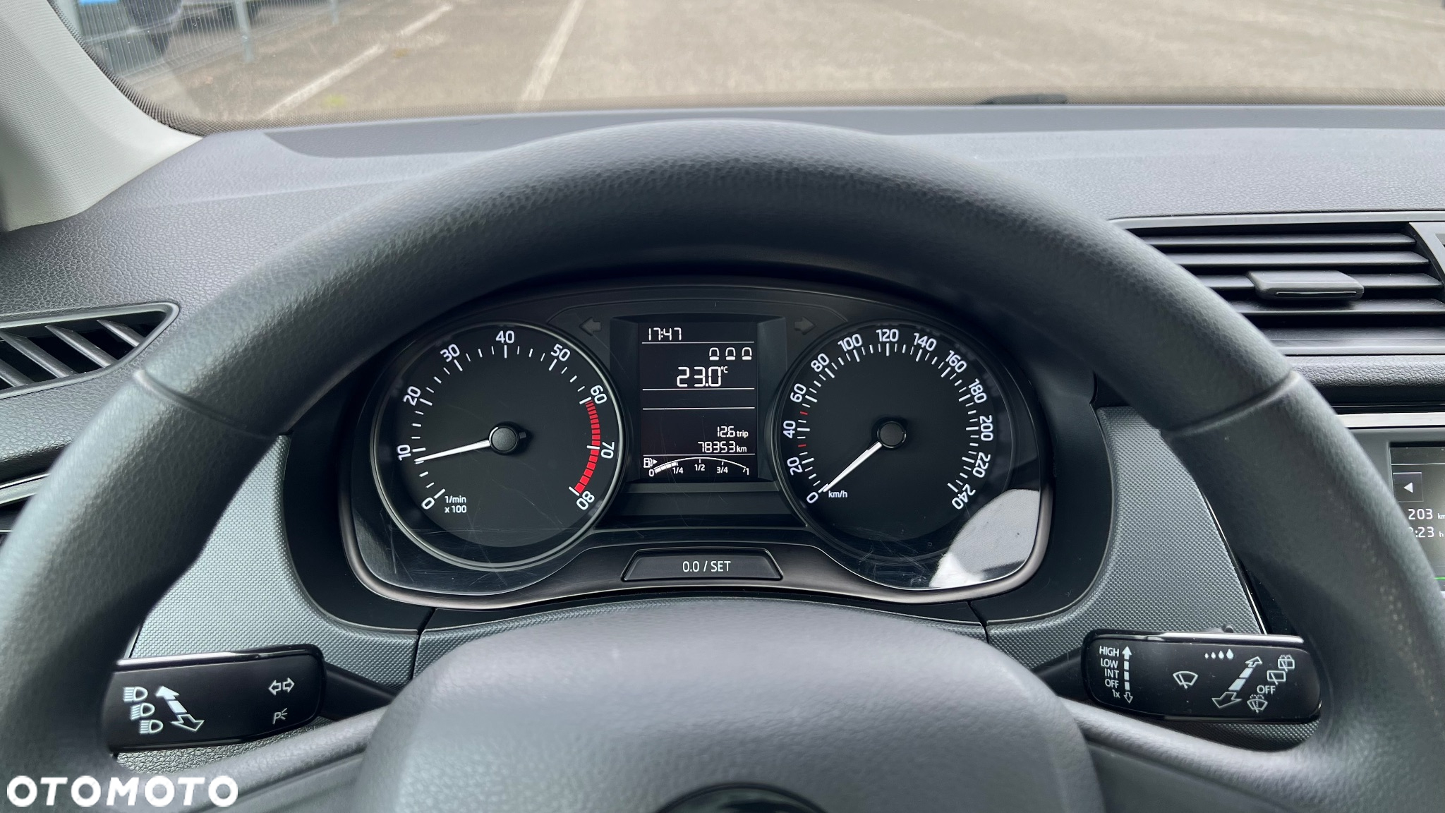 Skoda Fabia 1.0 Ambition - 8