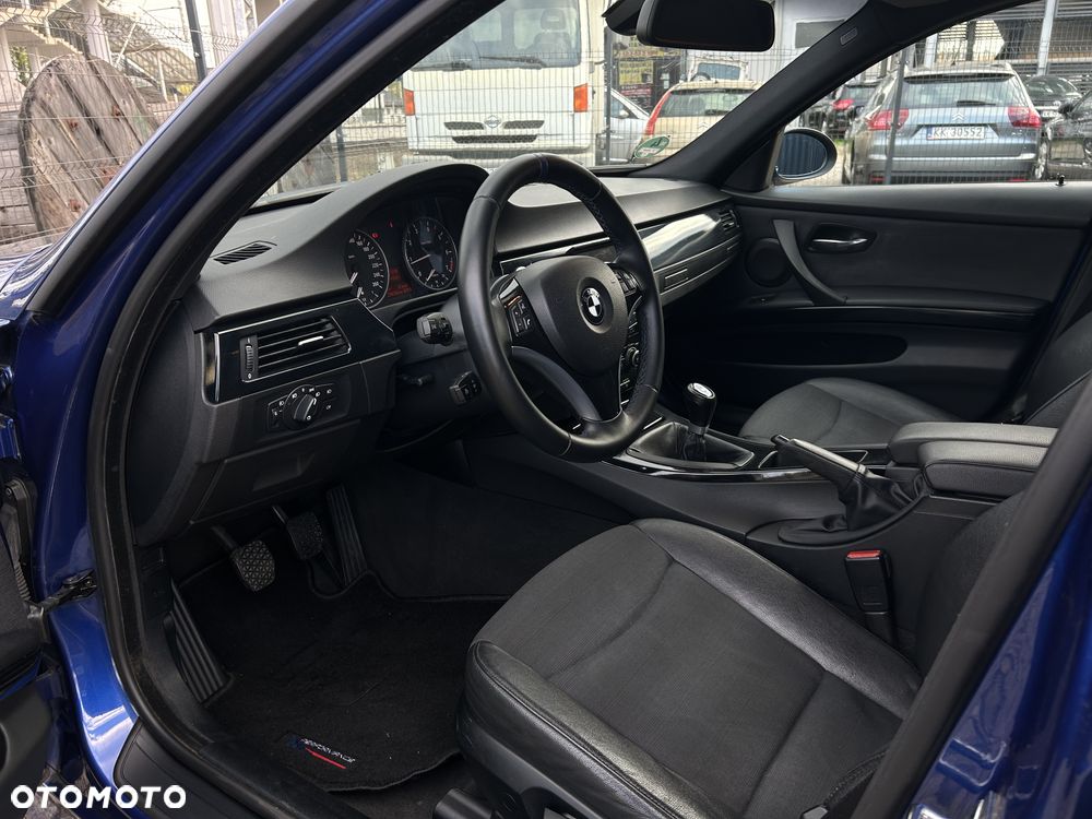 BMW Seria 3 - 16