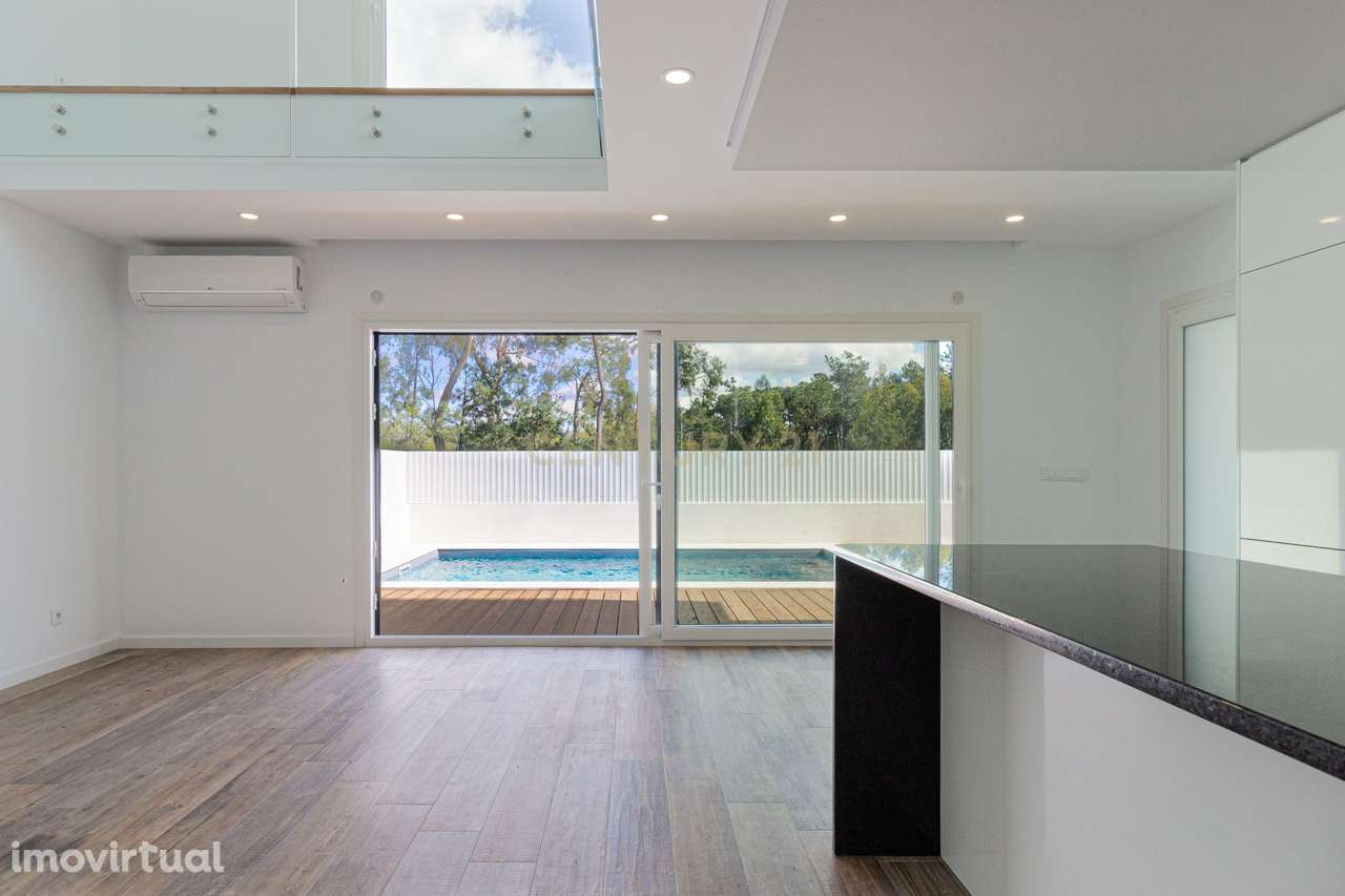 Moradia T3 com Piscina - Garagem – Lagoa de Albufeira, Sesimbra - Grande imagem: 4/57