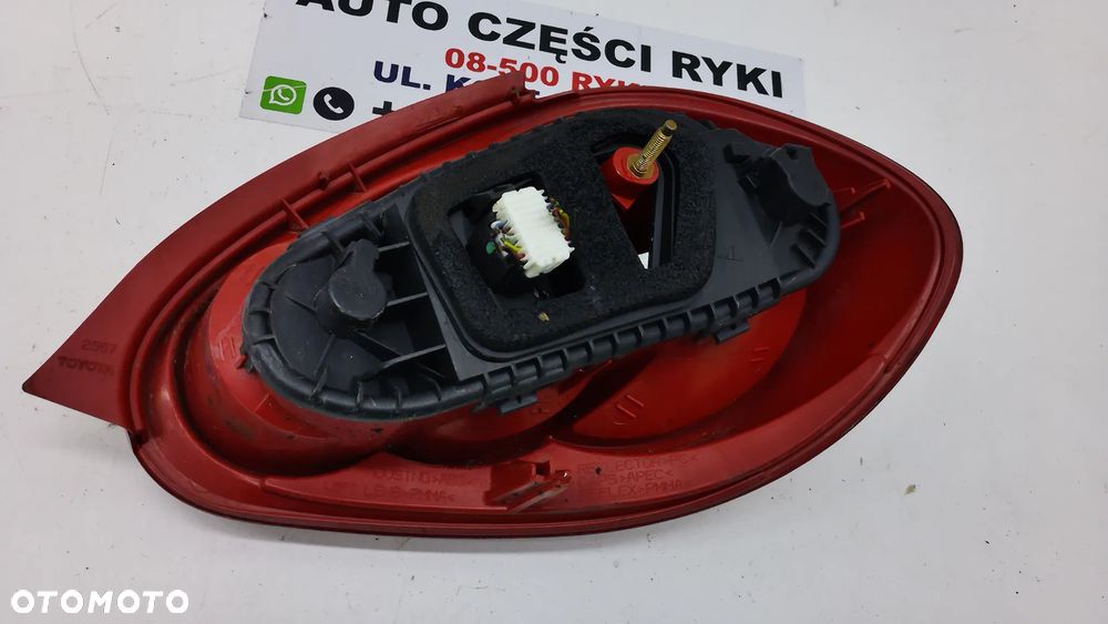 Toyota Yago Lampa tył - 8