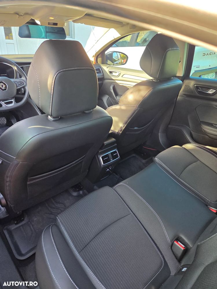 Renault Megane TCe 140 EDC GPF Techno - 7
