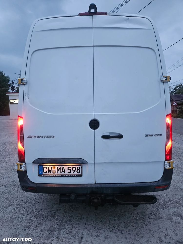 Mercedes-Benz Sprinter 316 - 7