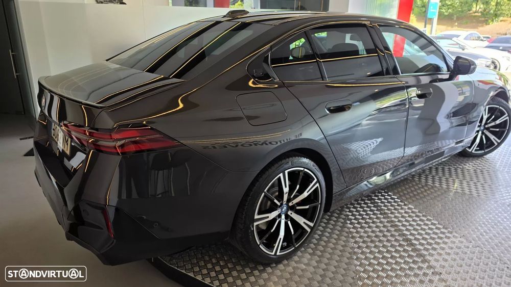 BMW i5 eDrive40 Pack Desportivo M Pro - 24