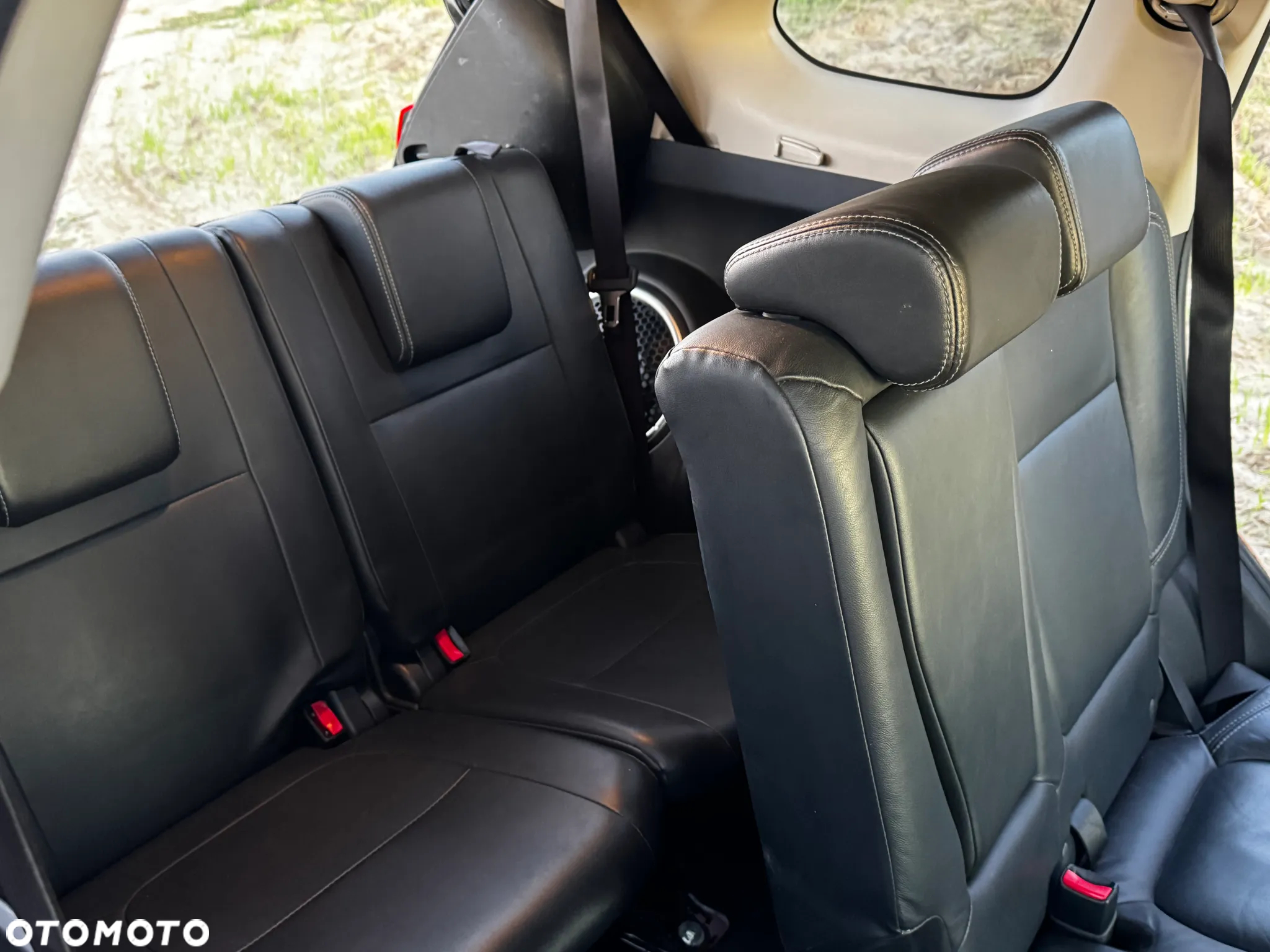 Mitsubishi Outlander 2.0 Instyle + 4WD CVT - 20