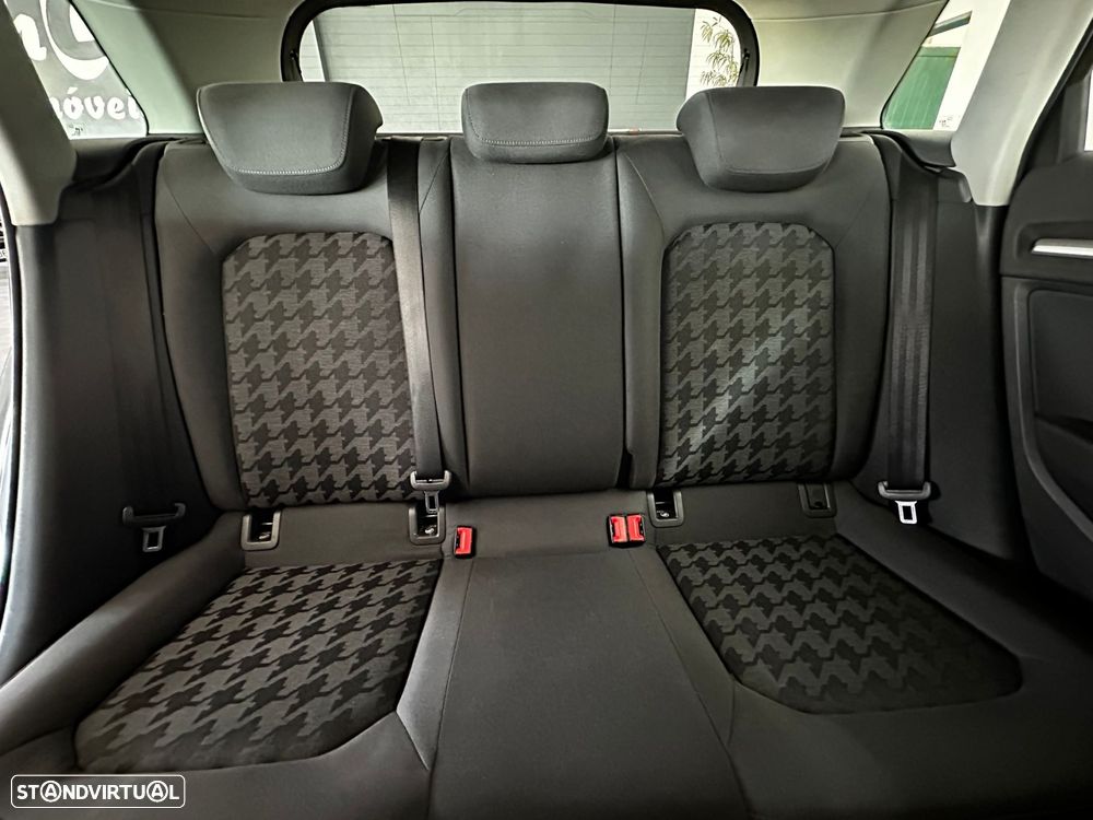 Audi A3 Sportback 1.6 TDI Advance Ultra - 28