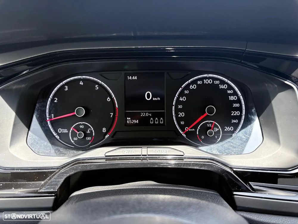 VW Polo 1.0 Confortline - 40