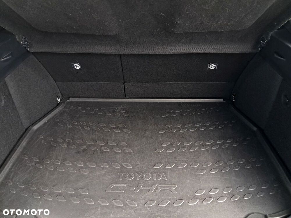 Toyota C-HR 2.0 Hybrid Executive - 12
