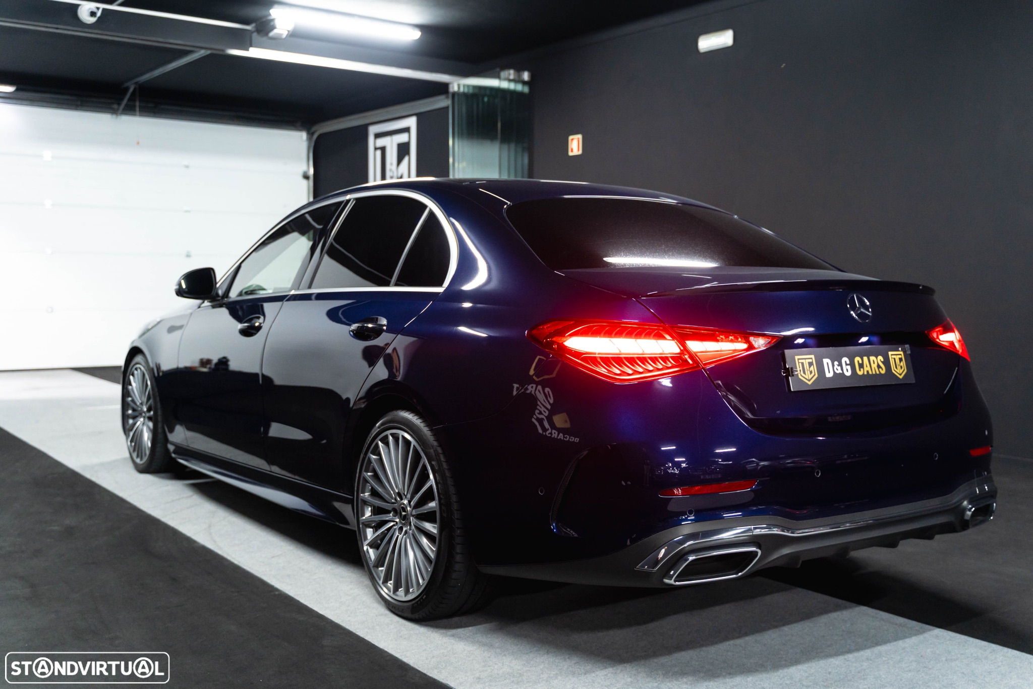 Mercedes-Benz C 300 d AMG Line - 24