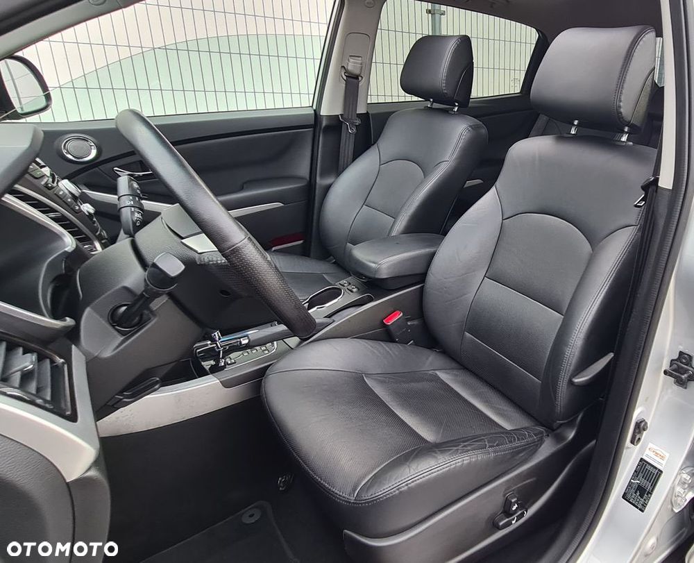 SsangYong/KGM Korando 2.0 E-XDi DPF 4WD Automatik Quartz - 8