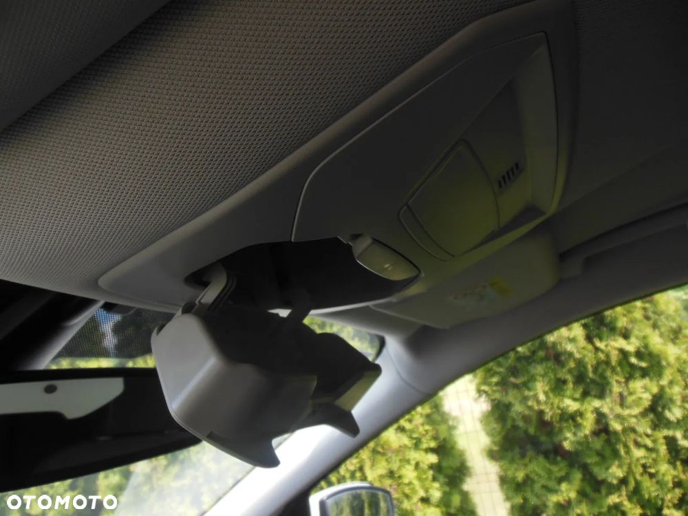 Ford Kuga 1.5 EcoBoost 2x4 Titanium - 19
