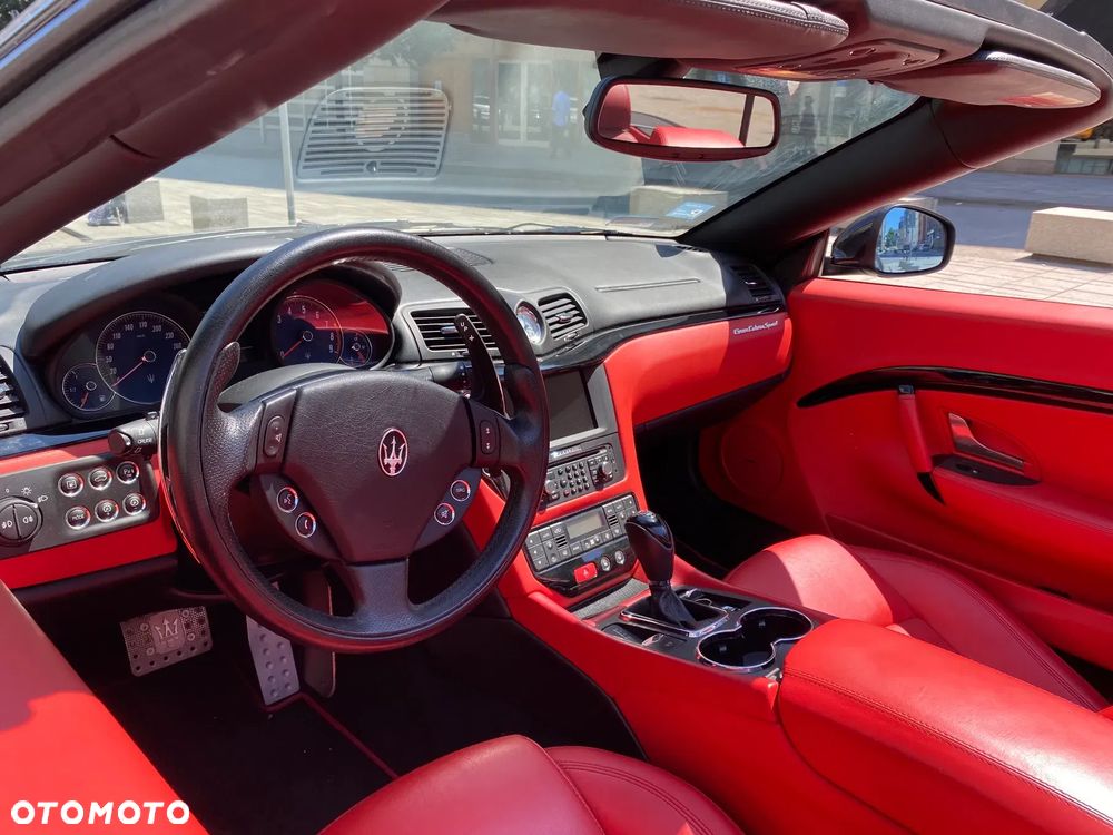 Maserati GranCabrio Sport - 7