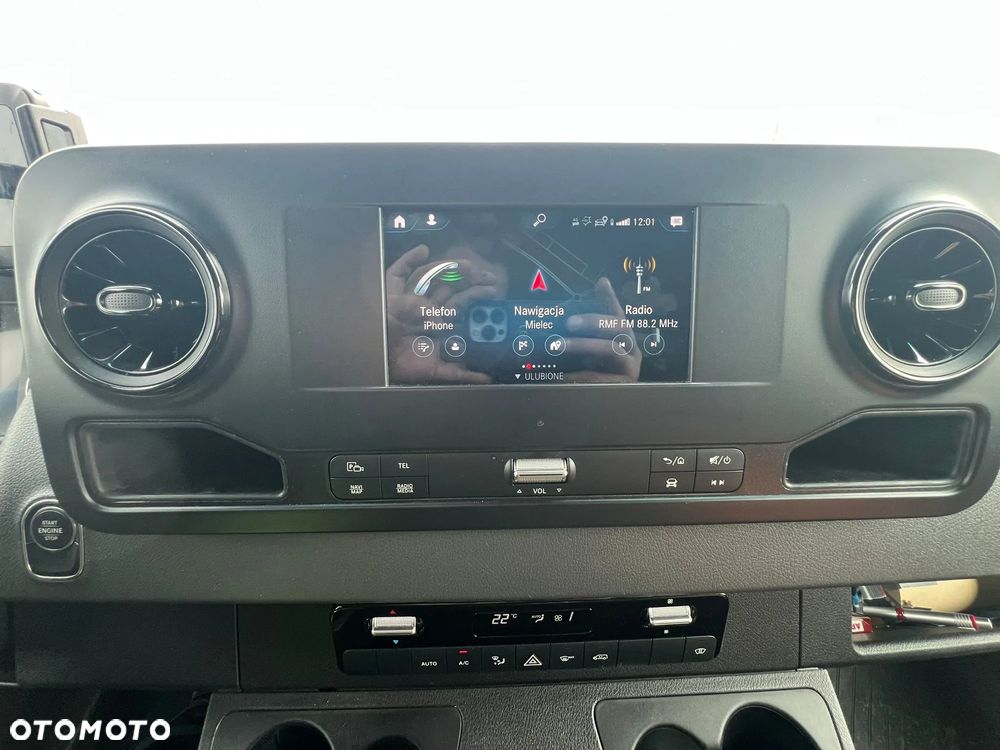 Mercedes-Benz Sprinter - 20