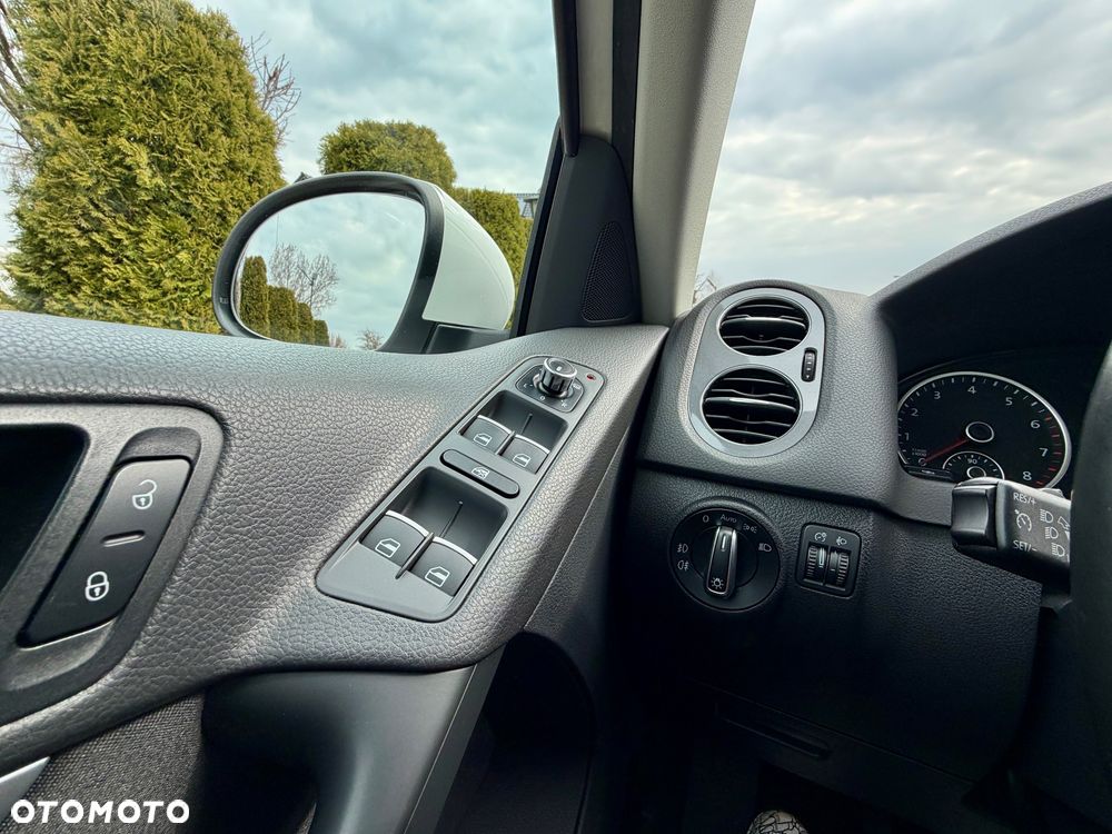 Volkswagen Tiguan 1.4 TSI BlueMotion Technology Exclusive - 30