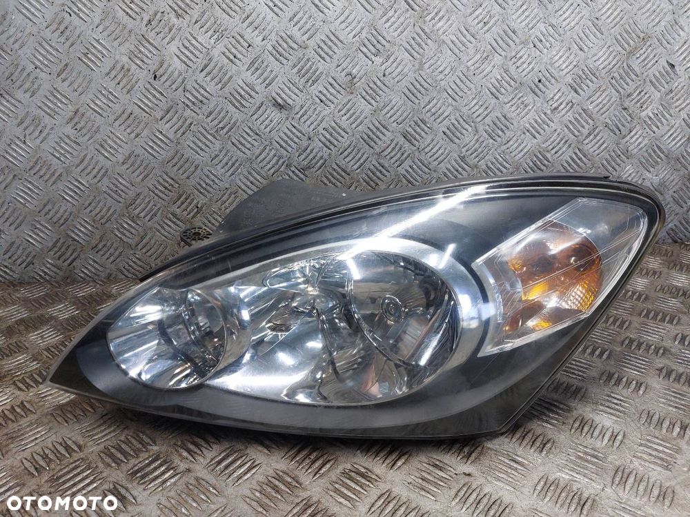 LAMPA LEWY PRZÓD KIA PROCEED I CEED I 3D EU 92101-1H500 - 1