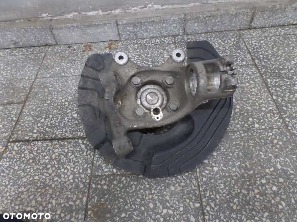 BMW 3 E90 E92 M3 4.0 V8 PIASTA ZWROTNICA PRZOD LEWA 2283435 31212283435 - 3