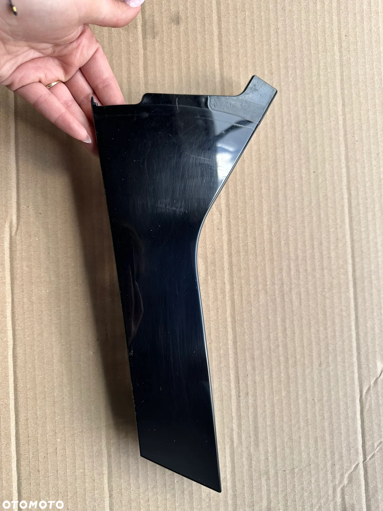 Listwa osłona obudowa drzwi Renault Captur II 822350426R G - 2