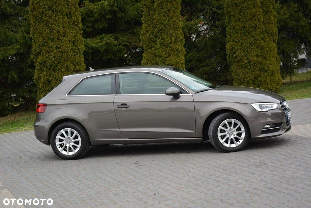 Audi A3 3-drzwiowe 1.6 TDI Ambiente - 11