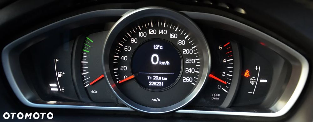 Volvo V40 Cross Country D2 - 15