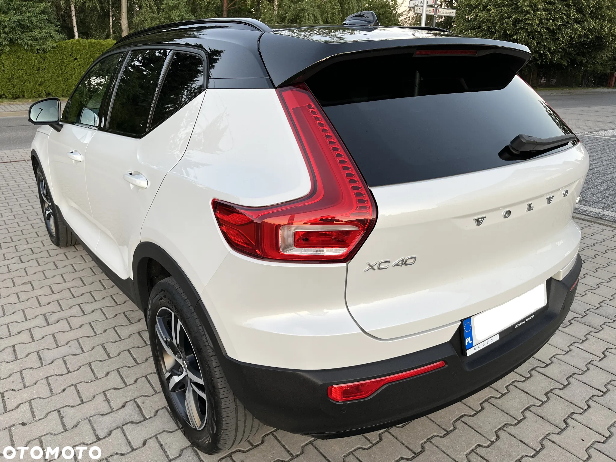 Volvo XC 40 T3 R-Design - 19