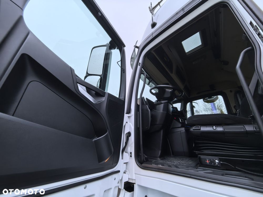 Mercedes-Benz Actros L 1851 LSnRL * Olejowy Retarder * GigaSpace * 2 zbiorniki * LED * - 13