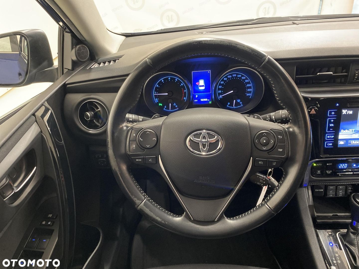 Toyota Auris - 12