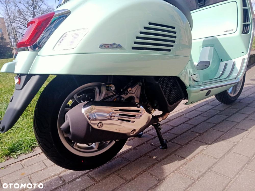 Vespa GTS - 7