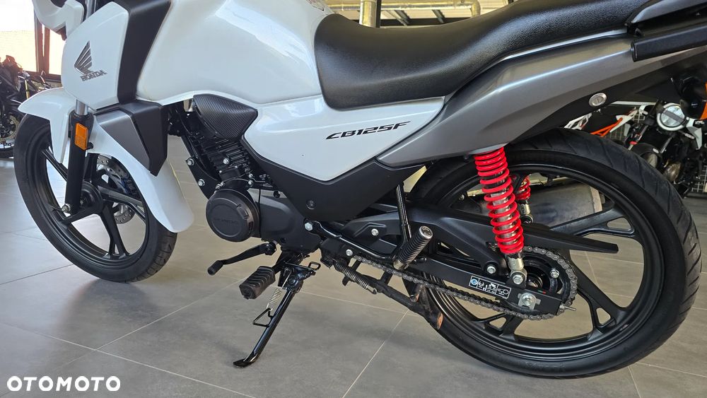 Honda CBF - 8