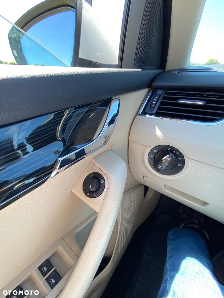 Skoda Octavia ver-1-4-tsi-elegance-dsg - 13