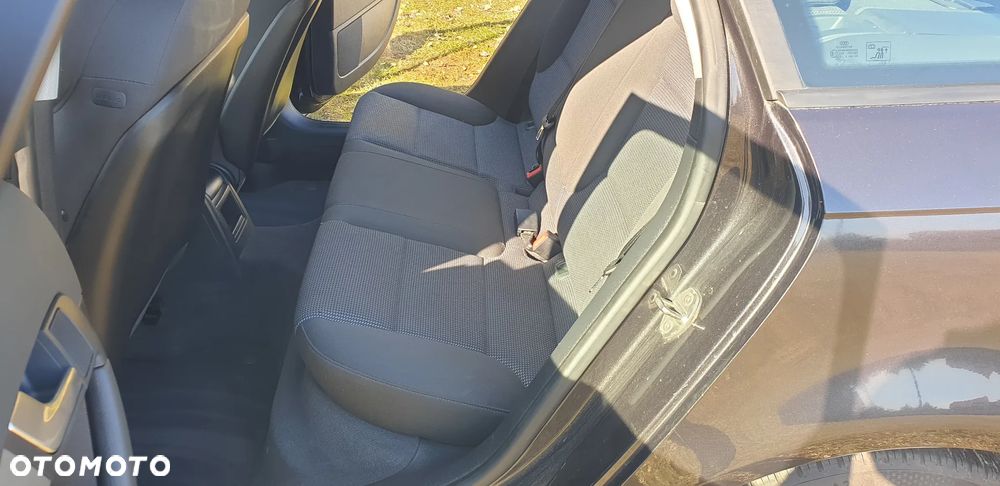 Audi A3 Sportback 1.6 TDI DPF Attraction - 11