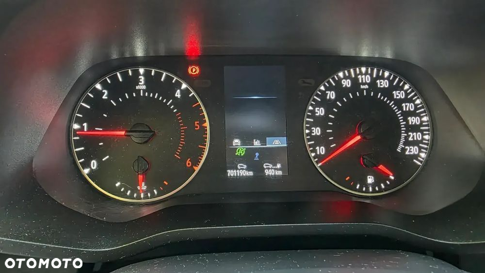 Renault Trafic - 19