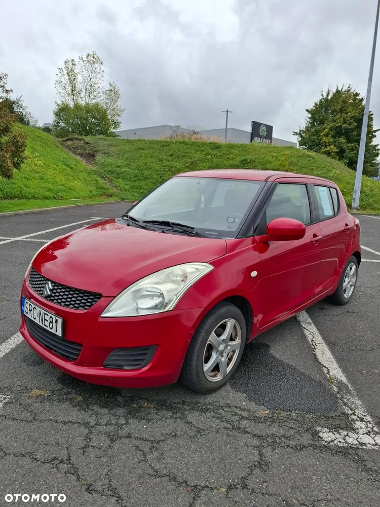 Suzuki Swift - 1